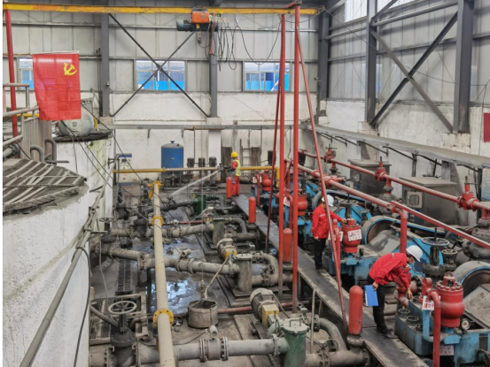 聚力加油干 搶抓開門紅(1)(1)(3)(1)定1921.png