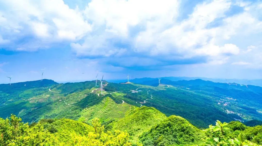 廣西樂業風電1.jpg