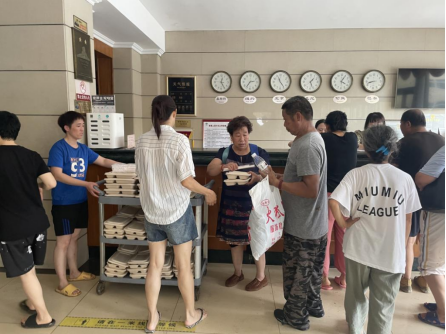 中煤地質總局：支部挺起來 黨員站出來 風雨中構筑防汛抗災堤壩0806(1)(1)1767.png