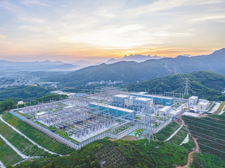 閩粵聯(lián)網(wǎng)工程投產(chǎn)前大景圖。 （資料圖片）.jpg