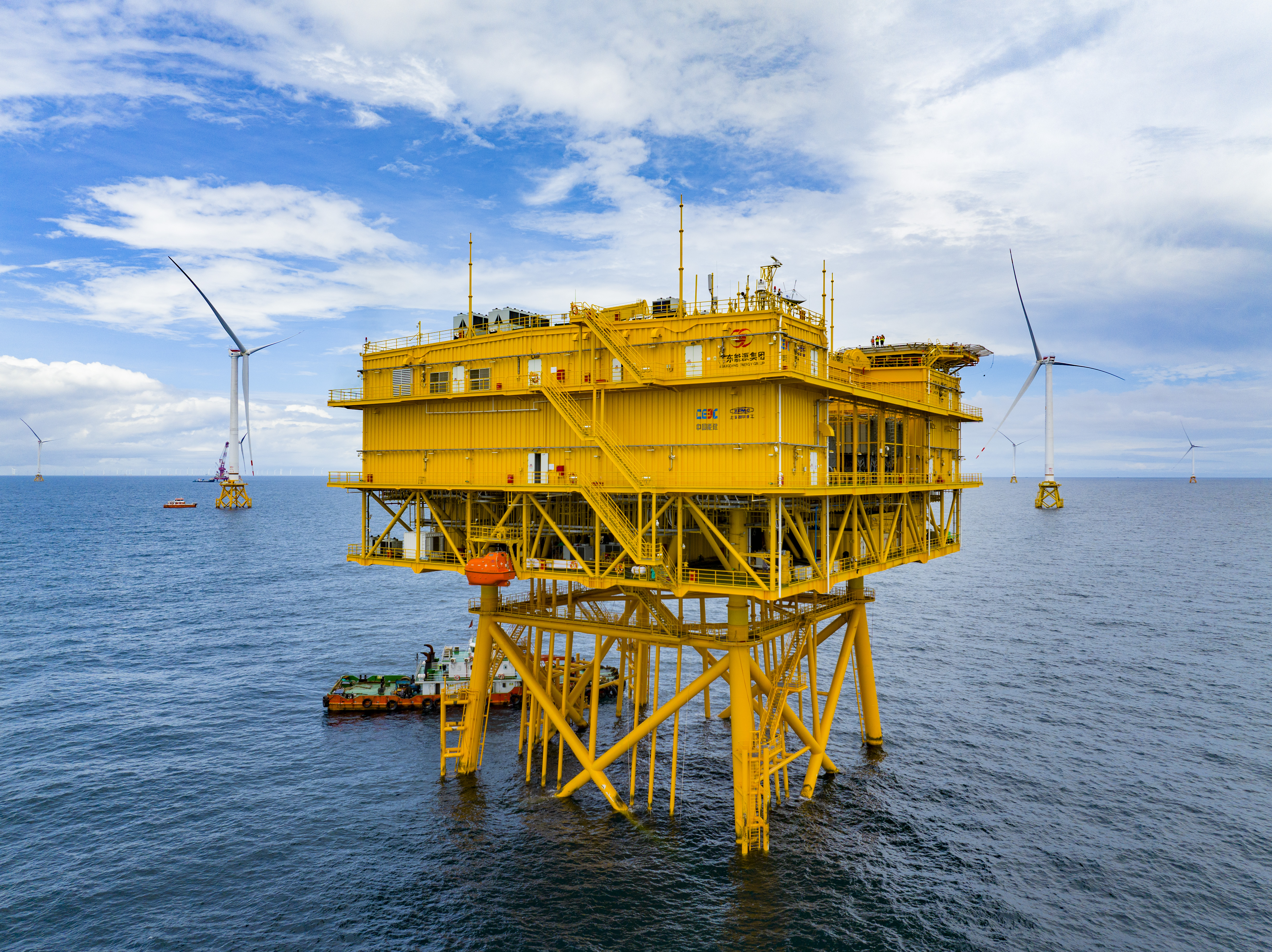 圖2:青洲海上風電項目海上升壓站.jpg 圖2:青洲海上風電項目海上升壓站.jpg